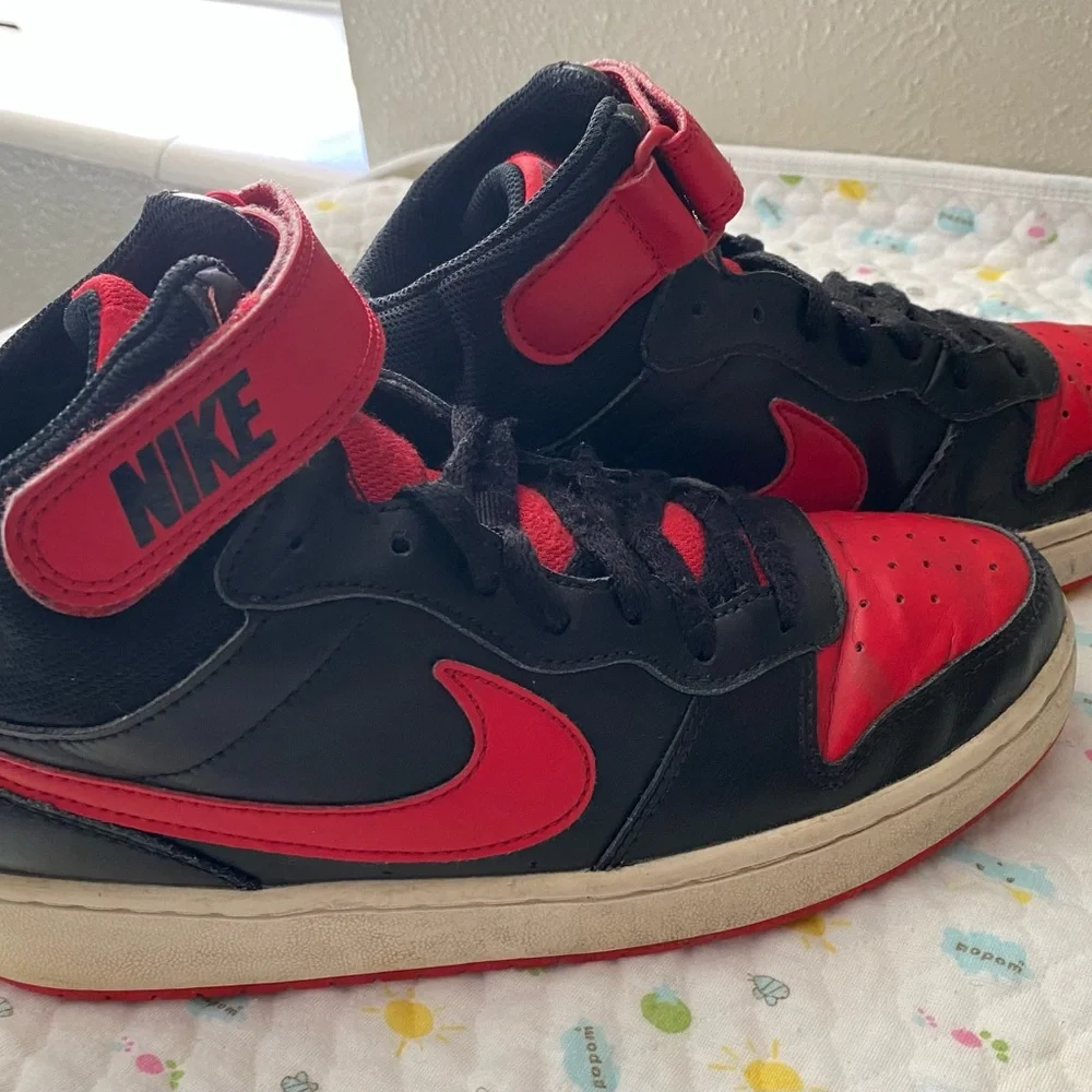 Nike Kids Black and Red High-Top Sneakers